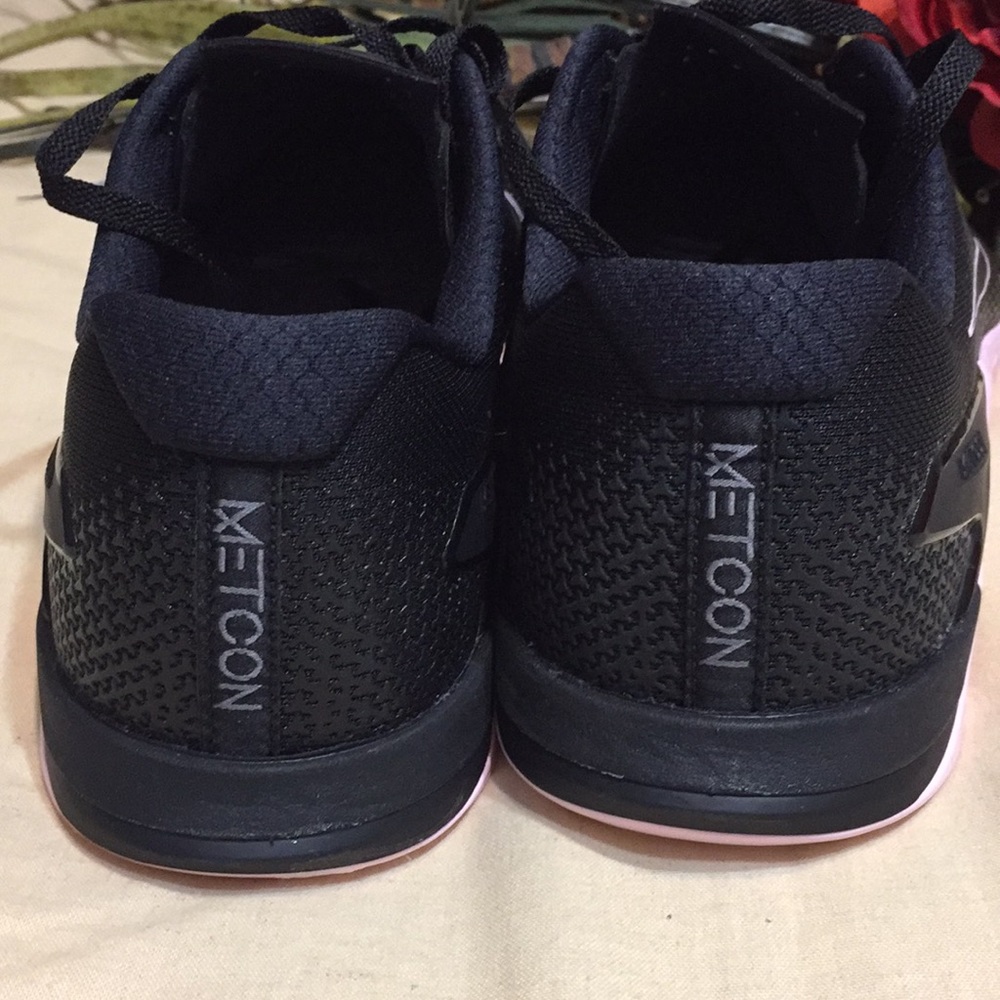 Sold Out. New; Nike Metcon 4 - Picture 9 of 12